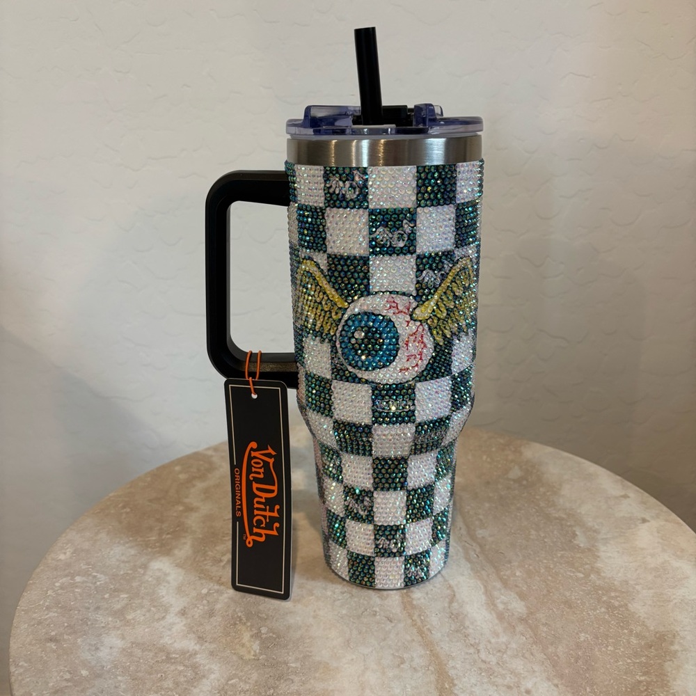Von Dutch eyeball logo crystallized tumbler cup